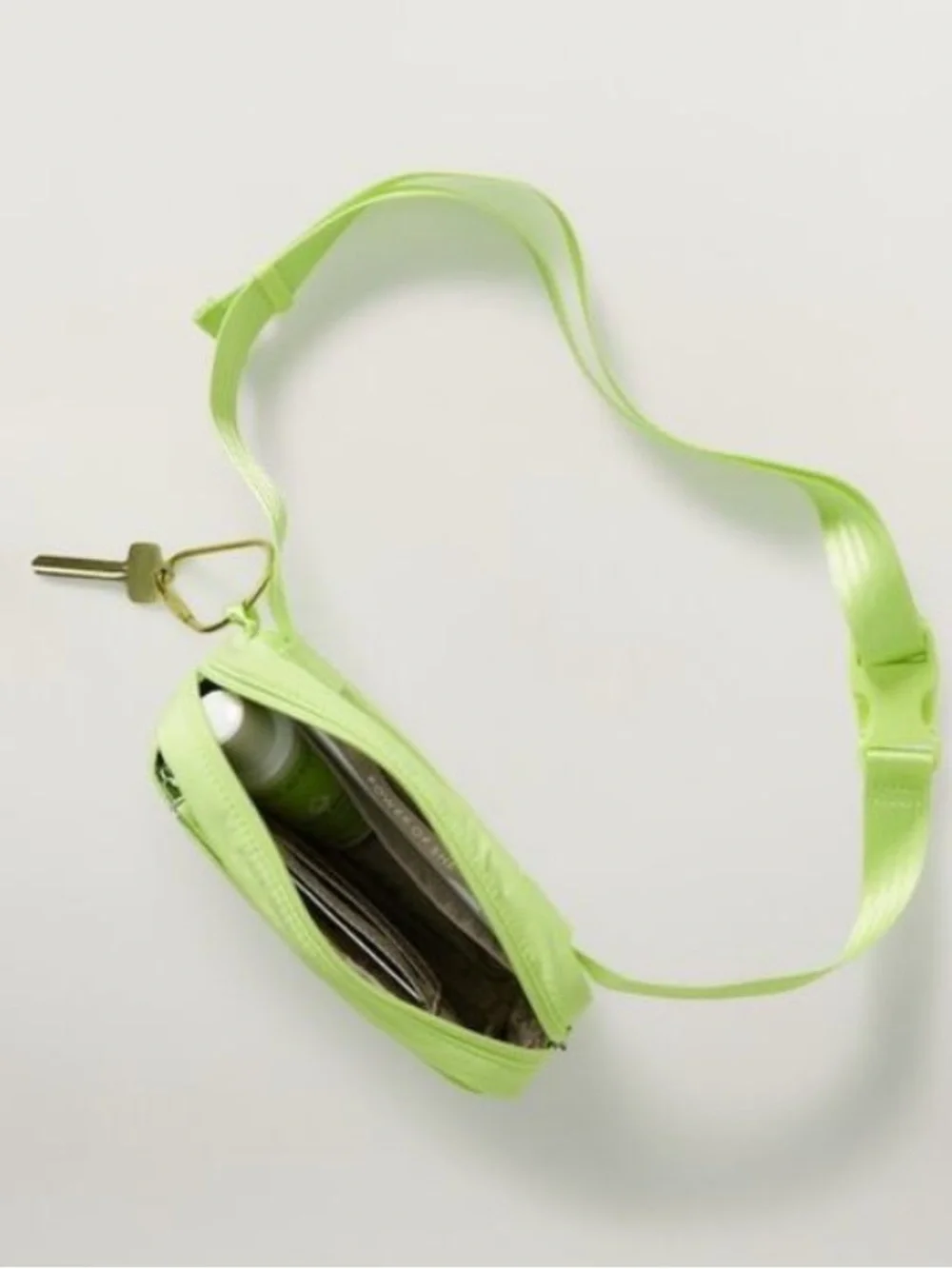 Athleta Women’s Citron Green All About Crossbody Belt Bag—Festival or Athletic - Picture 8 of 11